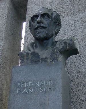 Republikdenkmal - Ferdinand Hanusch von Mario Petrucci nach einem Entwurf von Carl Wollek.jpg