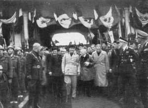 D'Annunzio a Verona con Mussolini 1937.jpg